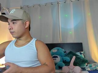 Liam Terrier webcam model stream image