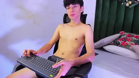 Aron_valverde webcam stripchat model stream image