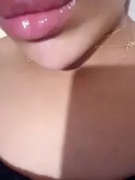 Sexlove1xo webcam stripchat model stream image