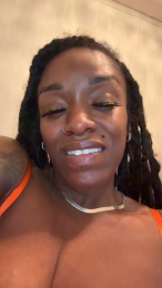Chocolate_Fun_ webcam model stream image