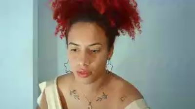 isa_bellaxx webcam model stream image