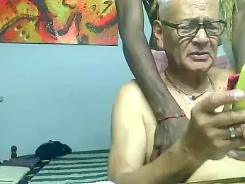 dirtysluttyfist webcam model stream image