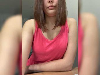 Kristih webcam model stream image