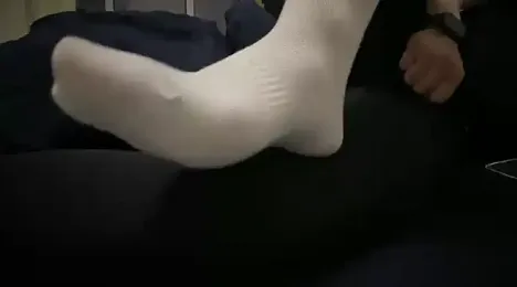 Ellank webcam model stream image