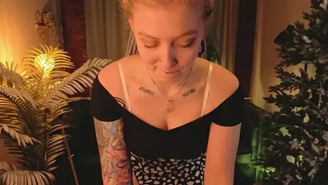 Kiki_shay webcam model stream image