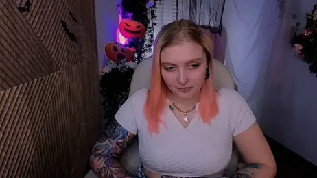 Kiki_shay webcam model stream image