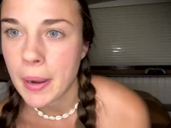 minimaggie webcam model stream image