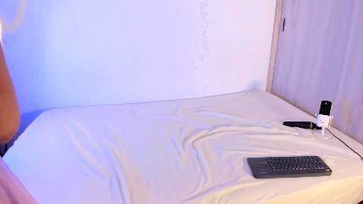 lovely_kitt04 webcam model stream image