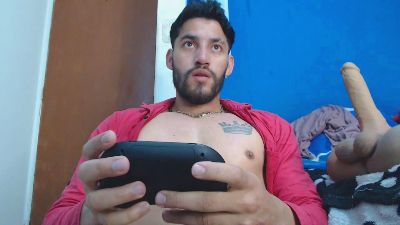 DERECKHOT33 webcam cam4 model stream image