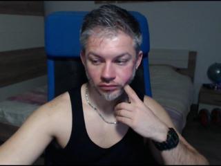 Robby Shaw webcam model stream image