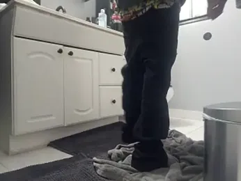 DevinToore webcam model stream image