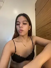 hugecock_cali webcam model stream image