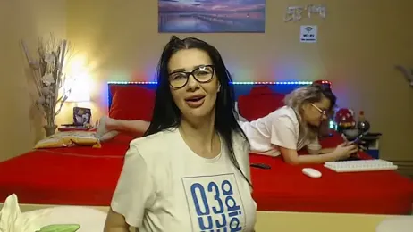 Tasty_Shape webcam model stream image