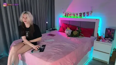 h3ntai_baby webcam stripchat model stream image