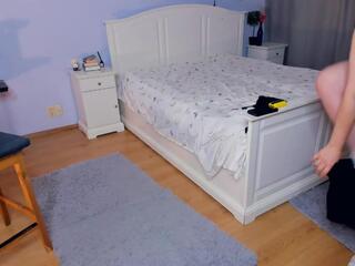 Lorriane Mleczynski webcam model stream image