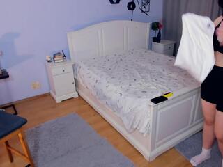 Lorriane Mleczynski webcam model stream image