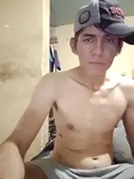 Cloud0nMycock webcam model stream image