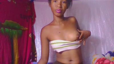 FeliciaAde2 webcam model stream image