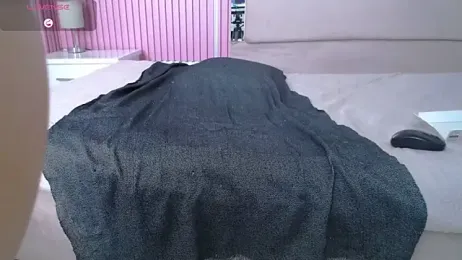 _Miaaleon webcam model stream image