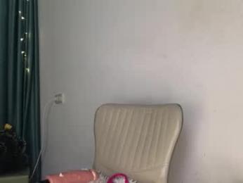 hey_herbal webcam model stream image