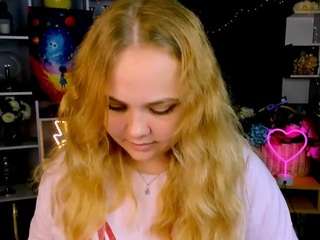 mila-spring webcam model stream image