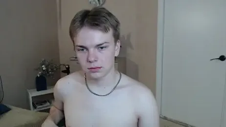 Mallfoyy webcam model stream image
