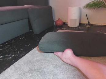 Monicami webcam bongacams model stream image