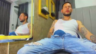 RomanCross_ webcam model stream image