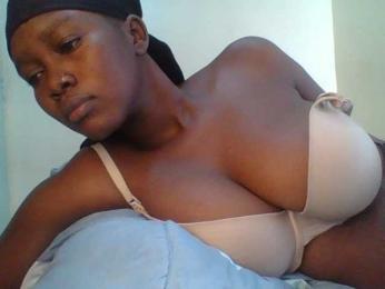 sweetlucy2 webcam model stream image