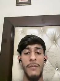 ronnnnn718 webcam model stream image
