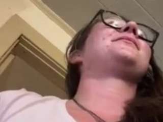 amiralily9 webcam model stream image