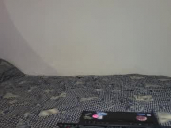 little_sakuraxxx webcam model stream image