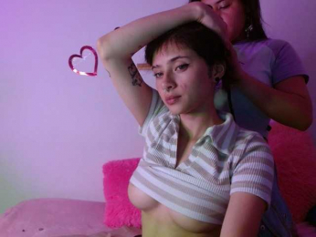 Girls-addicted-cum webcam model stream image