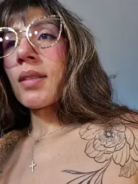 Mar_puentes webcam model stream image