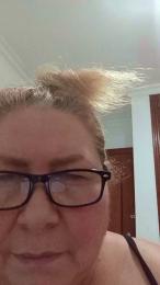 Noemiyvoty webcam model stream image