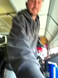 MrMechanic38 webcam model stream image