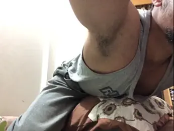 Zeuhorny webcam model stream image