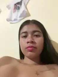 Kloe_1223 webcam model stream image