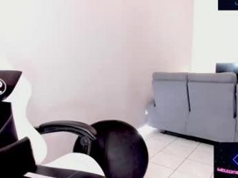 shainyz webcam model stream image