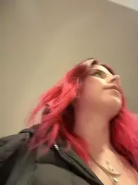 RiriRoseey webcam model stream image