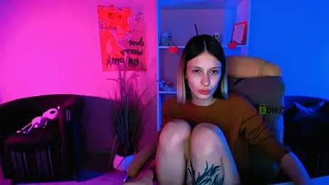 isa_luxury webcam model stream image