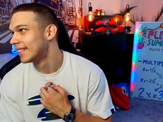 Ridge Hunter webcam flirt4free model stream image