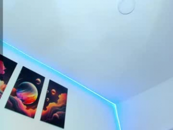 goldenhugecocktss webcam model stream image