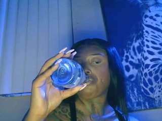 cum2paradise webcam model stream image