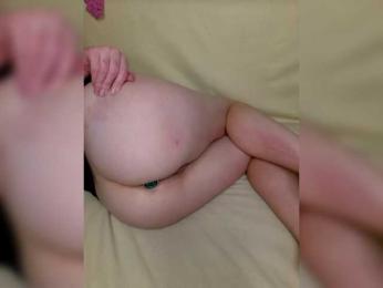 little_pussy webcam model stream image