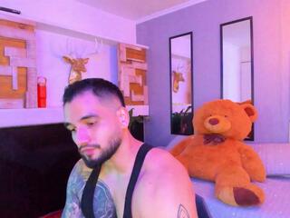 Eddie Ryan webcam model stream image