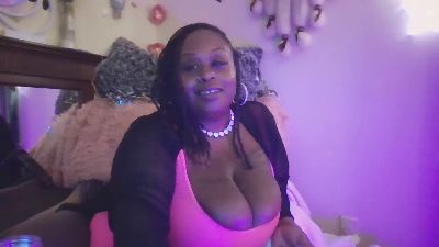 DrippnChocolate webcam model stream image