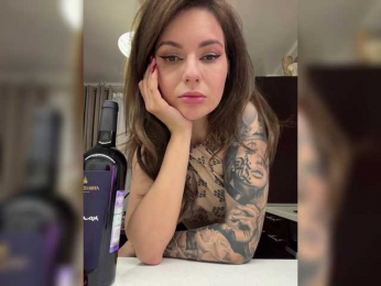 KMadCat webcam model stream image