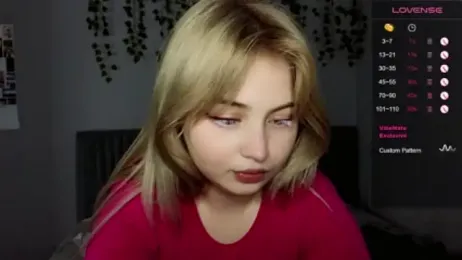 shy_blondiee webcam model stream image
