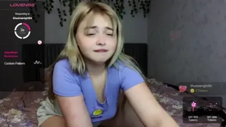 shy_blondiee webcam model stream image